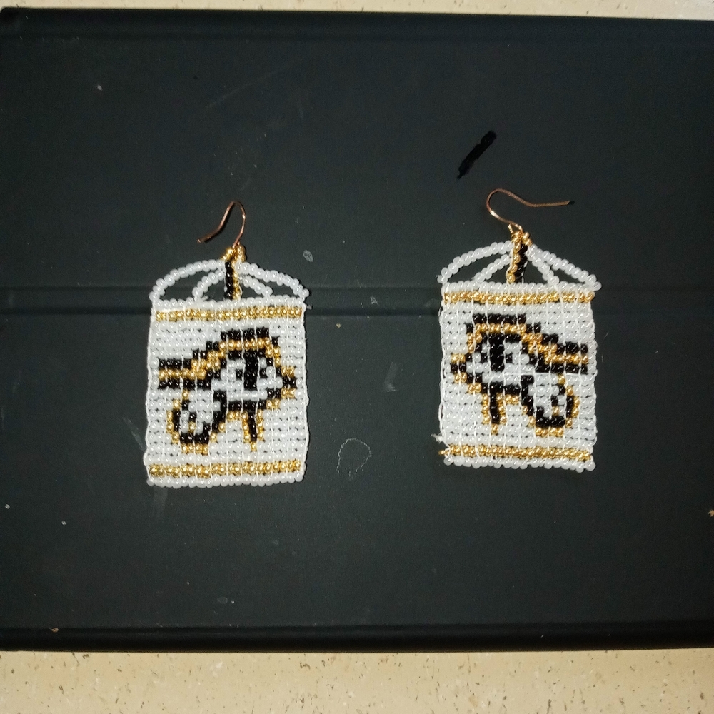 Earings